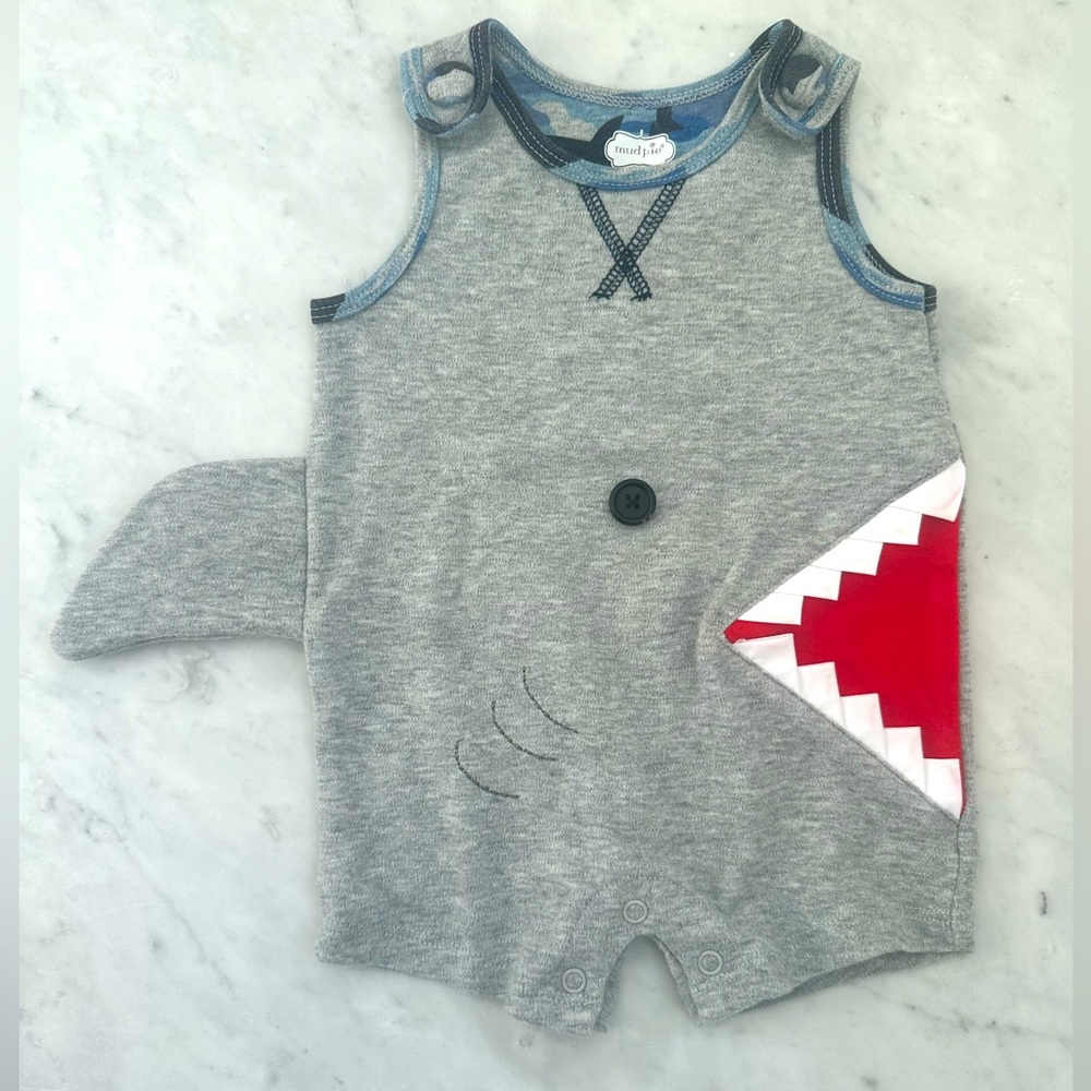 Mud Pie romper EUC